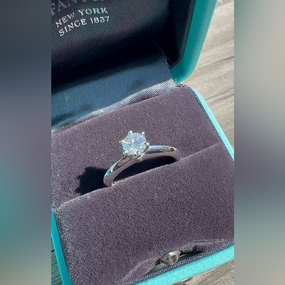 Tiffany & Co. Platinum Solitaire Ring in Tiffany Blue Box - Picture 5 of 16